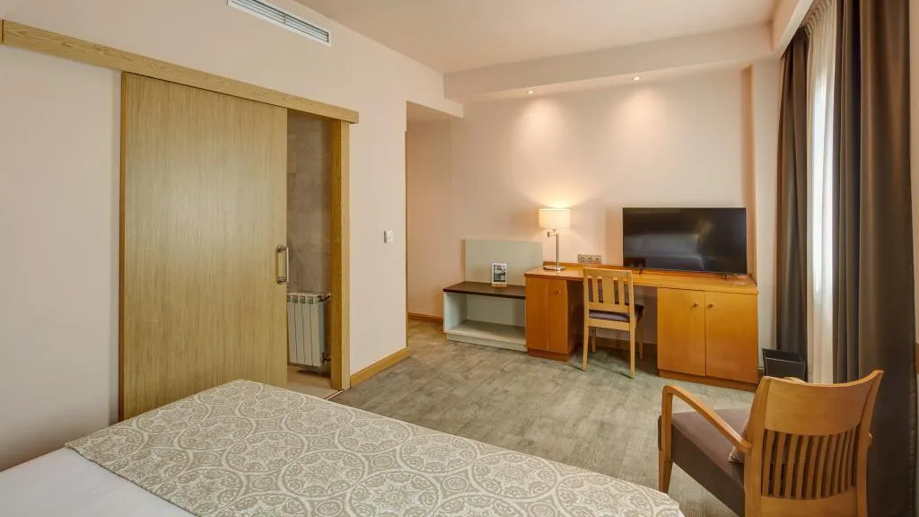 DOUBLE SINGLE USE SUPERIOR Room, Sercotel Alcala 611, Madrid