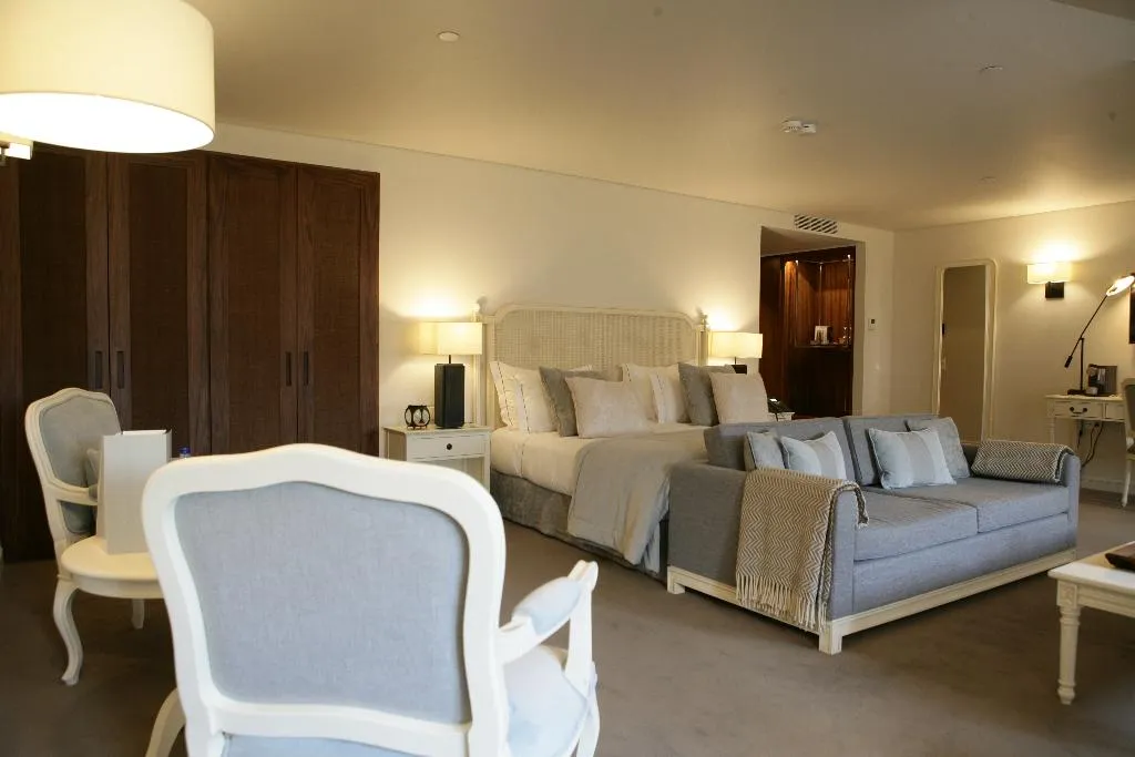 SUITE PRESTIGE Room, Corpo Santo Lisbon Historical Hotel, Lisbon