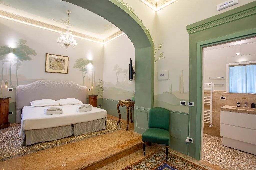 SUITE EXECUTIVE Room, Villa Tortorelli, Florence
