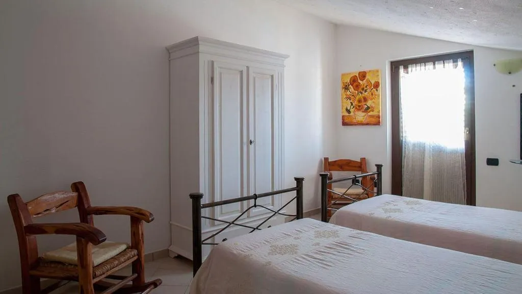 Room, B&B Le Fresie, Olbia