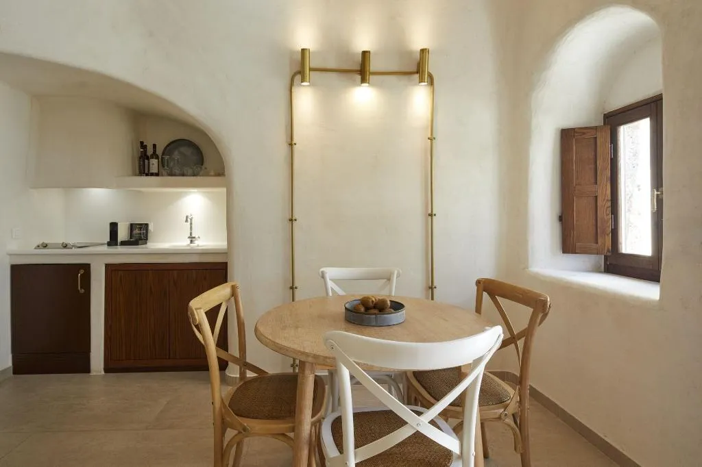 Room, Winery Hotel 1870, Santorini