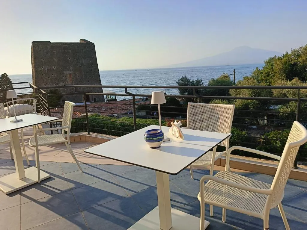Terrace, Eden Bleu, Naples