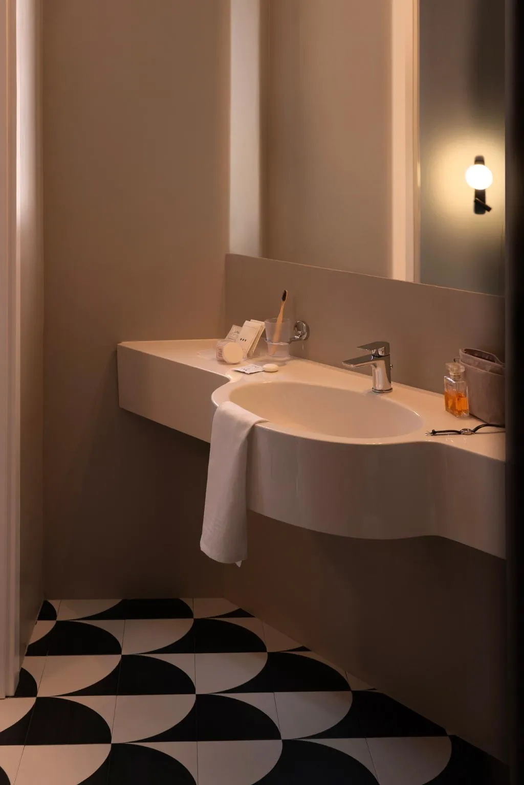 DOUBLE DELUXE Room, UNA HOTELS Galles Milano, Milan
