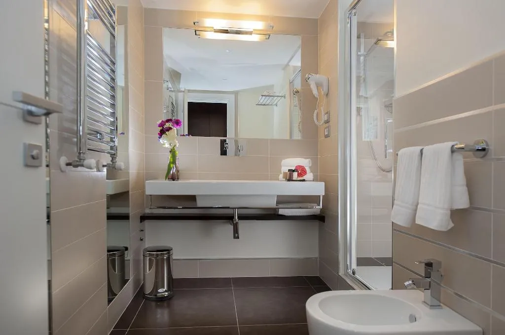 Room, Dve Suite Rome, Naples