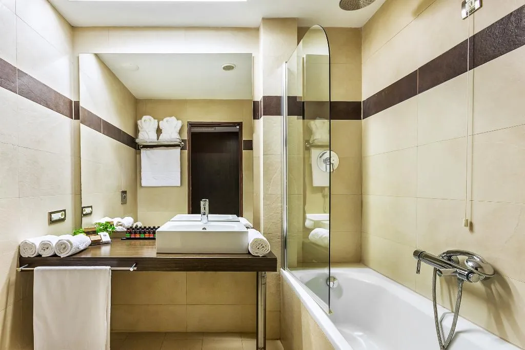 Double or Twin EXECUTIVE SEA VIEW Room, Skiathos Palace, Skiathos