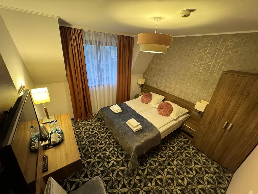 Double or Twin STANDARD Room, Hotel Zakliki, Krakow
