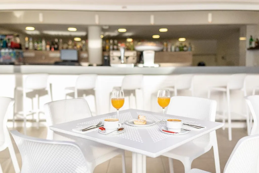 Bar, Tropical Park, Tenerife