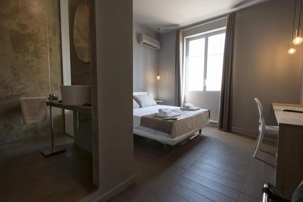 Room, B&B Villareale, Palermo
