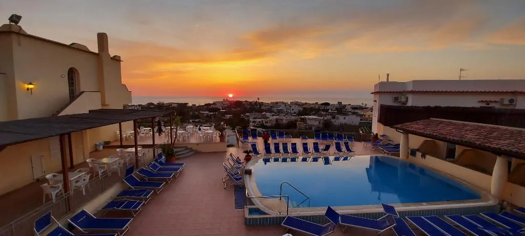 General view, Tramonto d'Oro Terme, Naples