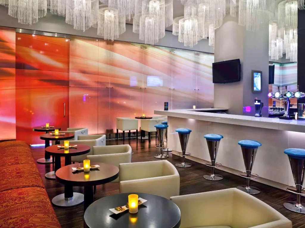 Bar, Novotel Suites Mall Avenue Dubai Hotel, Dubai