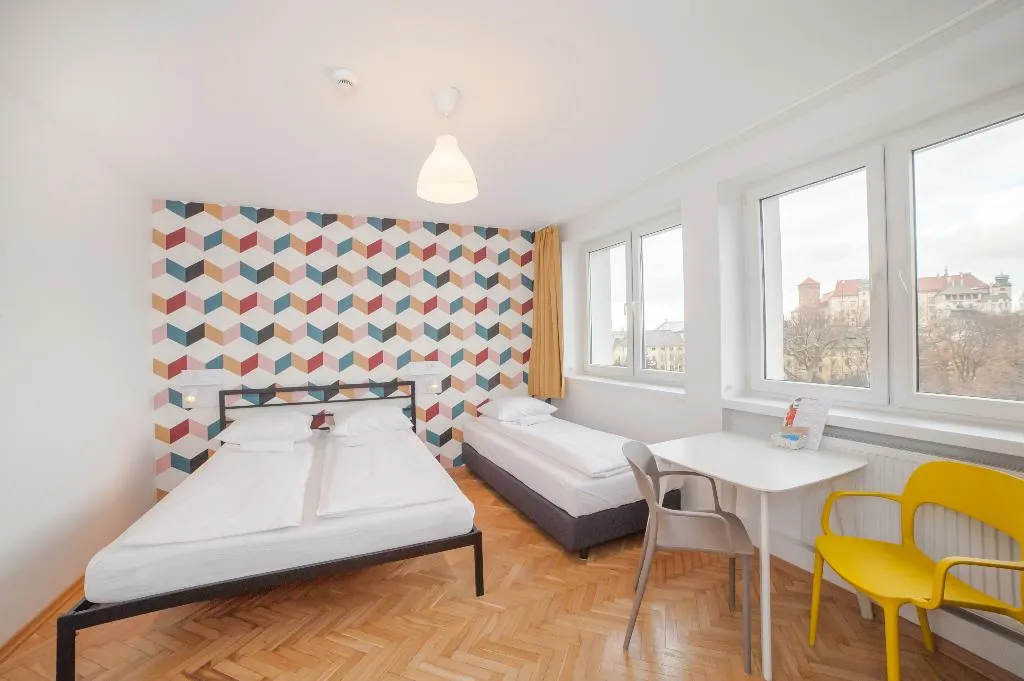 DOUBLE DELUXE Room, Hostel Atlantis Kraków, Krakow