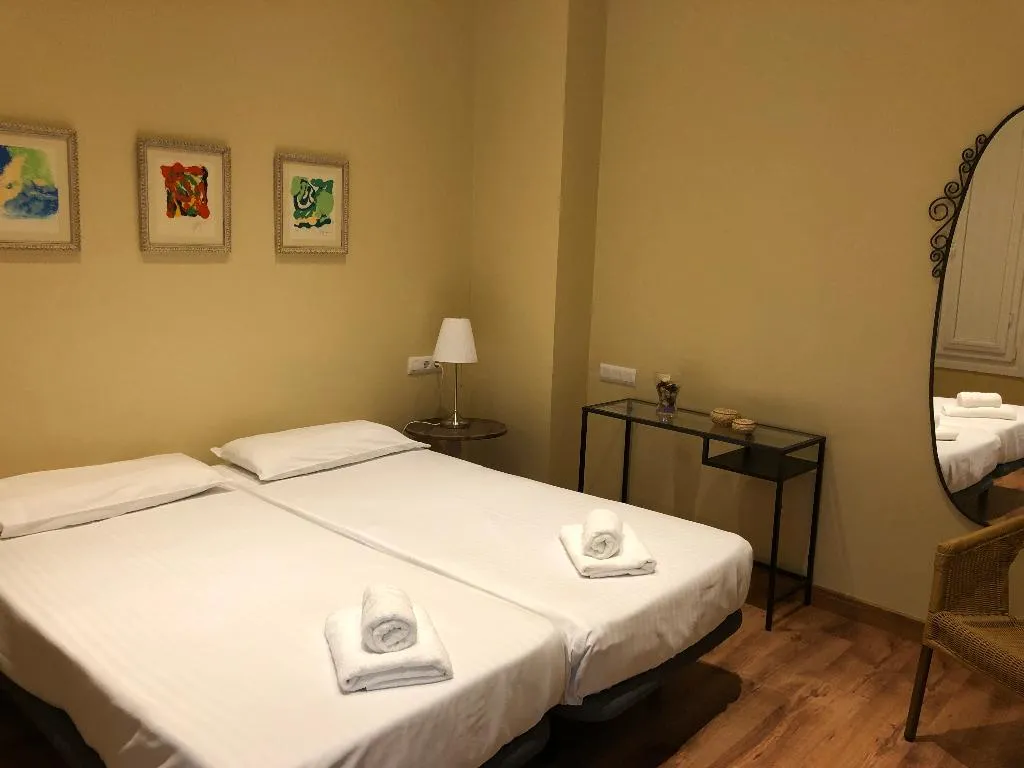 APARTMENT DUPLEX Room, Life Apartments San Vicente, Seville
