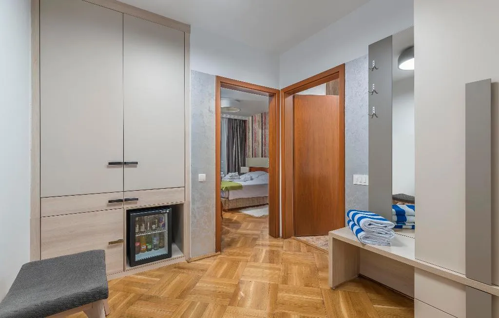 DOUBLE WITH TERRACE Room, Aparthotel Adeo, Istria