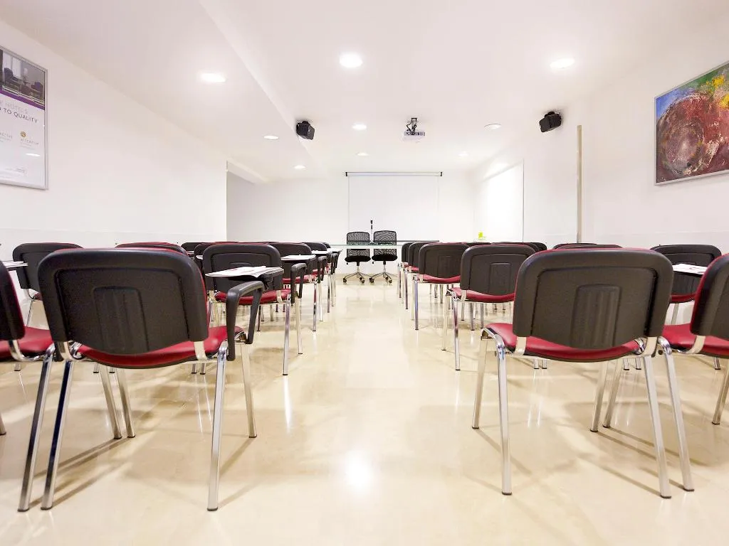 Sports and Entertainment, Mercure Palermo Centro, Palermo