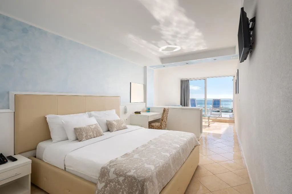 DOUBLE WITH BALCONY Room, MASLINICA Mimosa Lido Palace Hotel, Istria