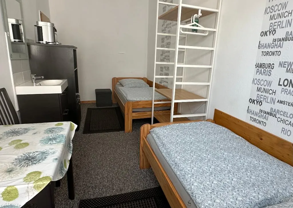 DOUBLE BASIC Room, Bigus, Berlin