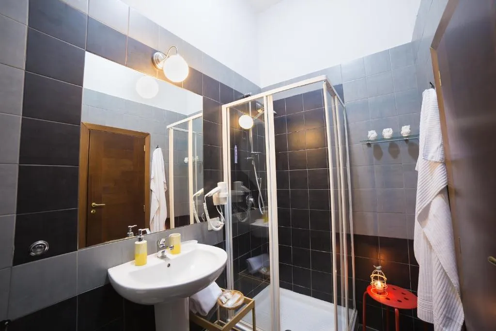 SUITE STANDARD Room, B&B Le 4 Stagioni Dante’s Suites, Naples