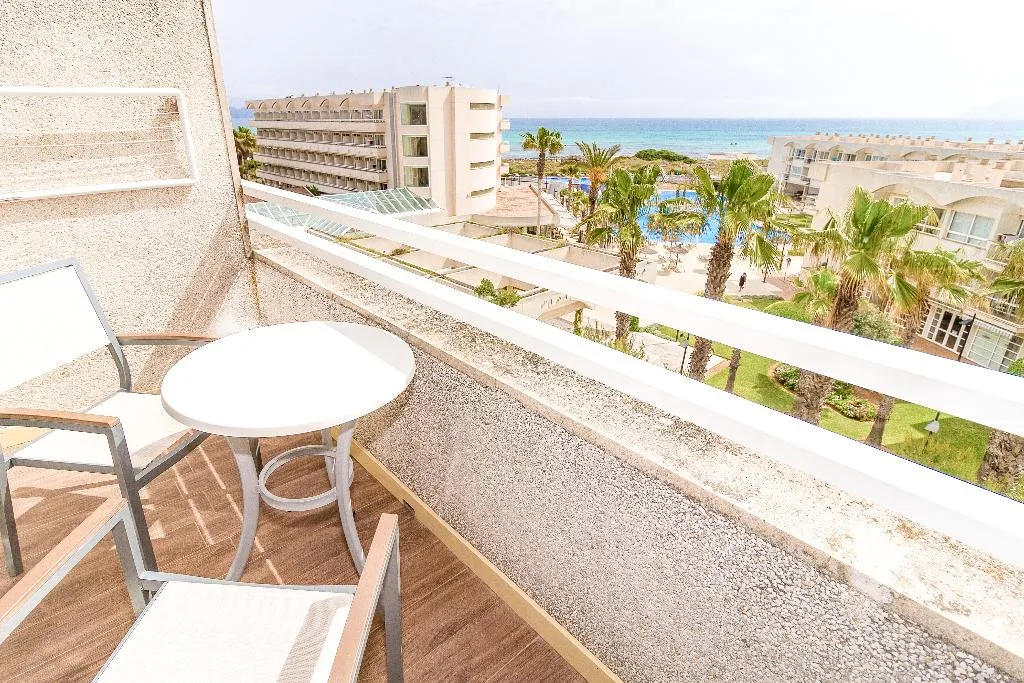 Double or Twin SIDE SEA VIEW Room, Eix Platja Daurada Hotel & SPA, Majorca