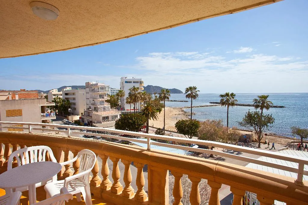 APARTMENT TWO BEDROOMS Room, Apartamentos Sol y Mar, Majorca