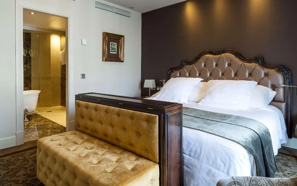 SUITE LUXURY Room, Wellington Hotel & Spa Madrid, Madrid