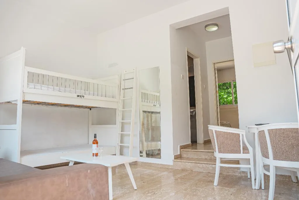 APARTMENT ONE BEDROOM Room, Fedrania Gardens, Cyprus