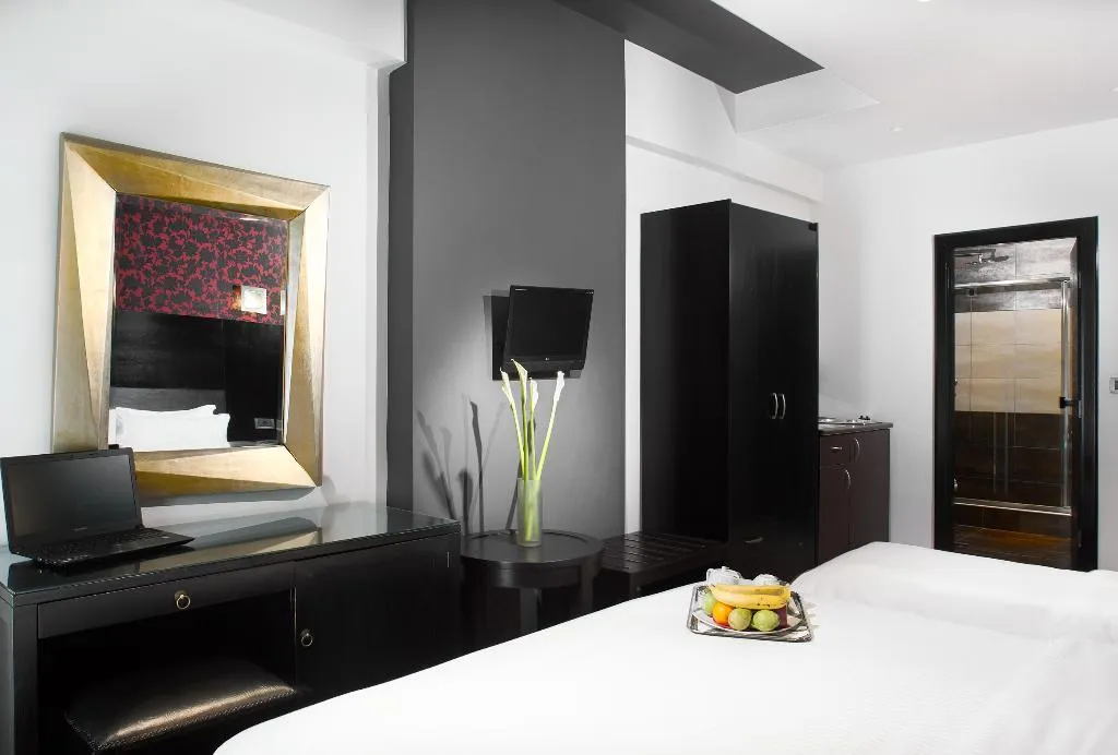 TRIPLE STANDARD Room, Areos, Athens