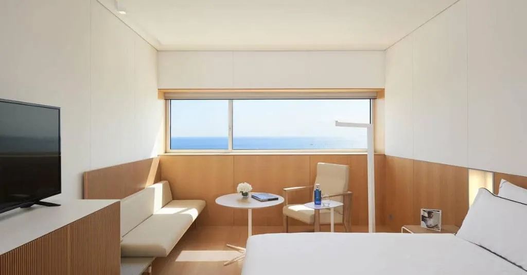DOUBLE DELUXE SEA VIEW Room, Melia Palma Bay, Majorca