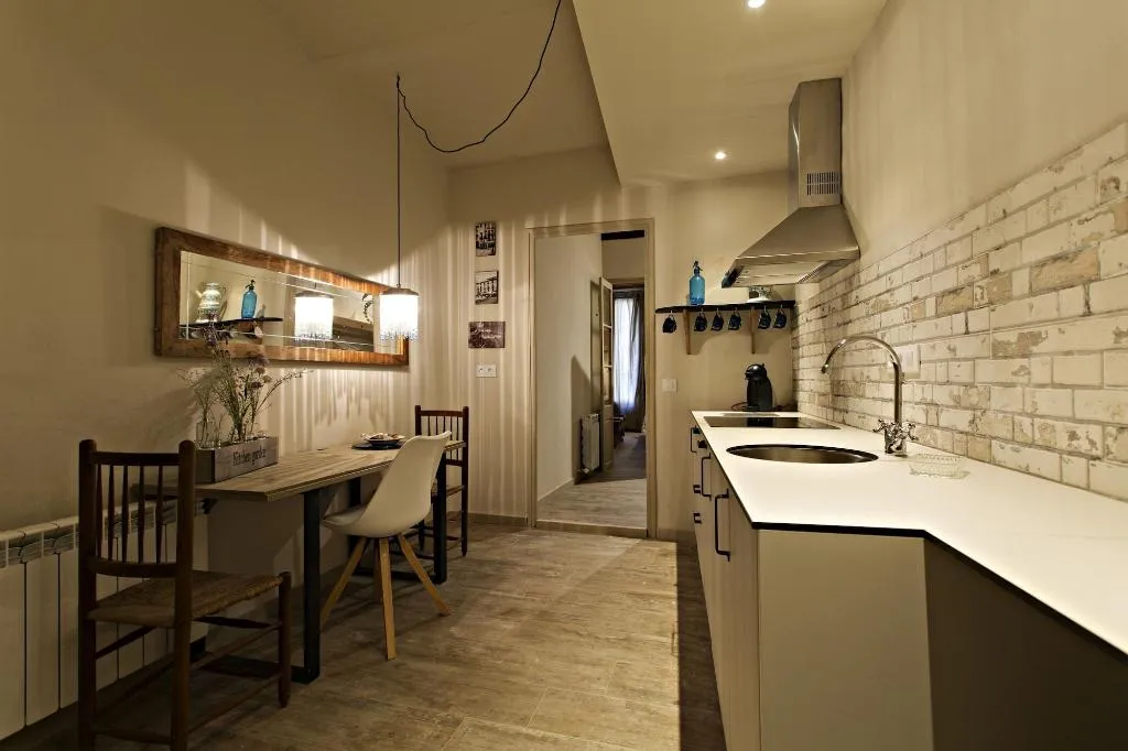 Room, El Jardinet De Sant Esteve, Barcelona