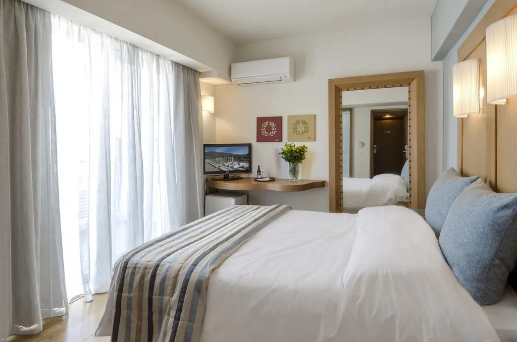 FAMILY ROOM STANDARD Room, Hermes Hotel, Athens