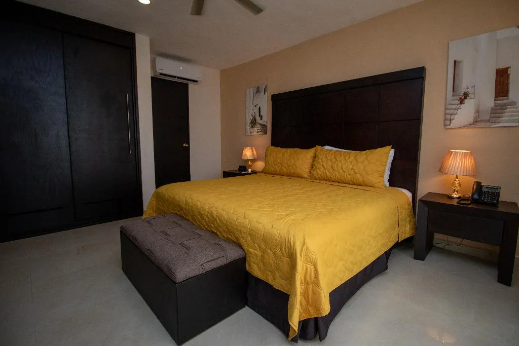 JUNIOR SUITE KING SIZE BED Room, Hotel Villas Segovia Suites Playa Del Carmen, Playa Del Carmen