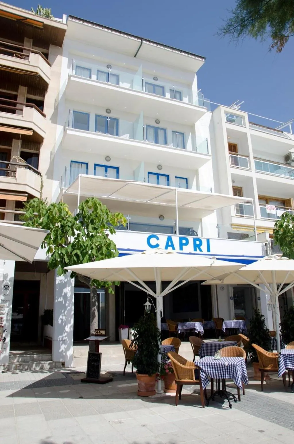 General view, Capri, Majorca
