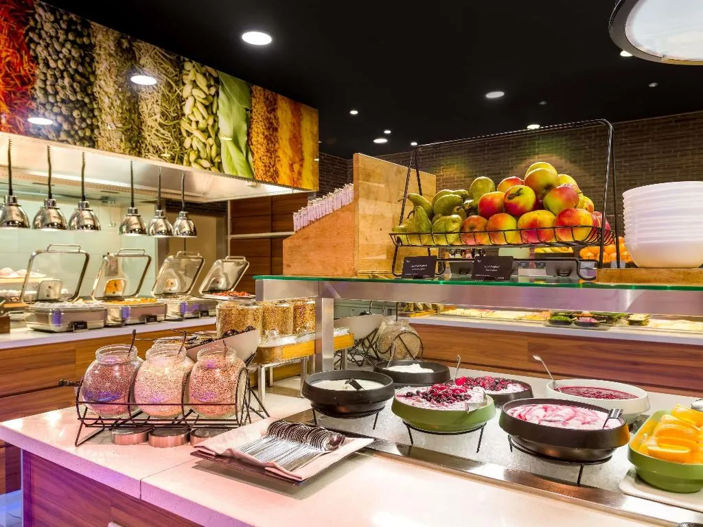 Restaurant, Movenpick Hotel Amsterdam City Centre, Amsterdam