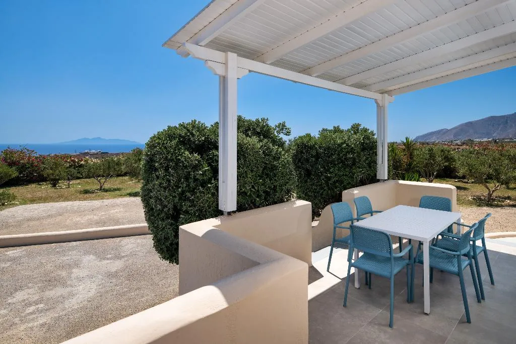 VILLA TWO BEDROOMS WITH PRIVATE POOL Room, Sienna Eco Resort, Santorini