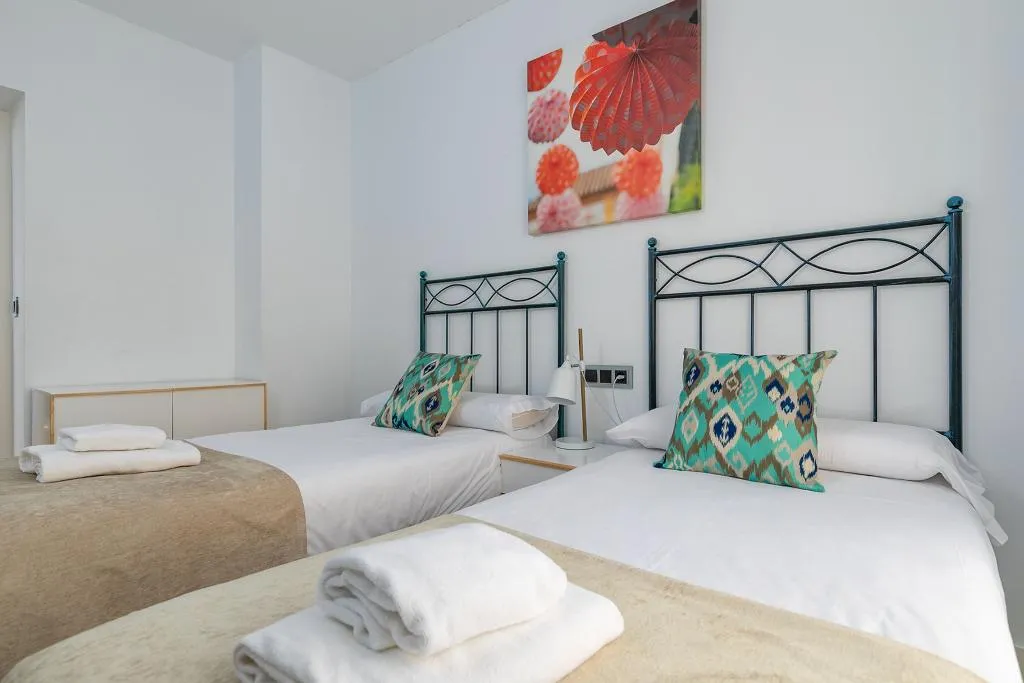 APARTMENT DUPLEX Room, Holiday Rentals Tempa Museo, Seville