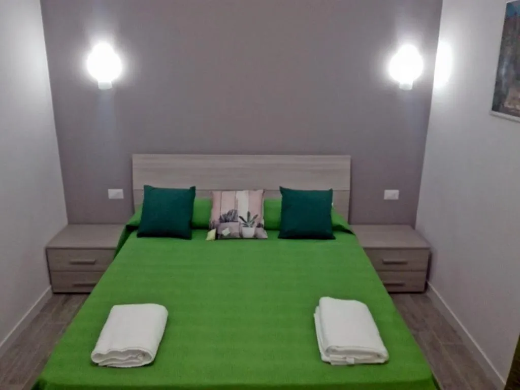 Room, Lotus Roma, Rome