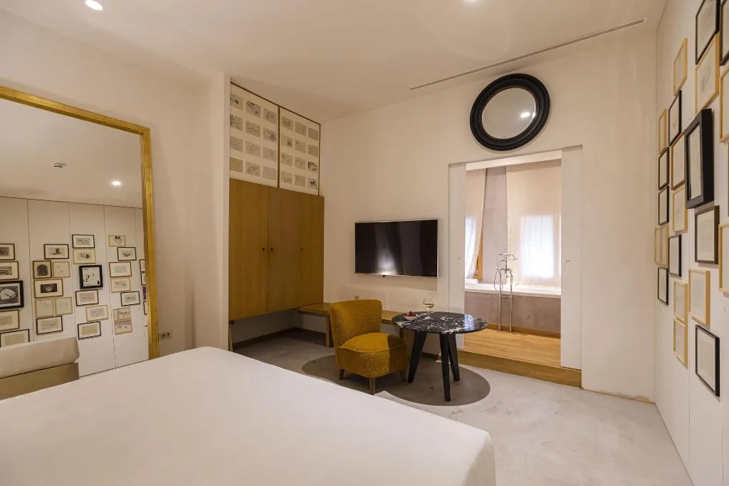 Room, Margot House, Barcelona