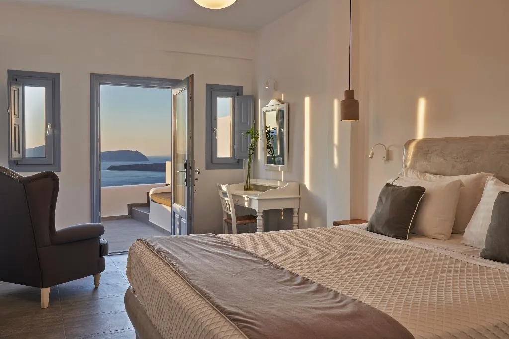 Double or Twin SUPERIOR SEA VIEW Room, Apanemo Hotel, Santorini