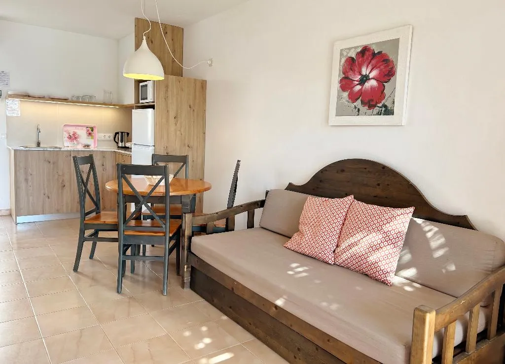 APARTMENT ONE BEDROOM Room, Nure Mar y Mar, Menorca