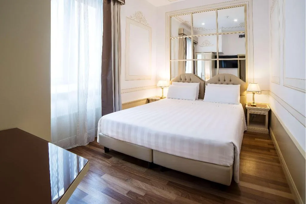 Room, Radisson Blu Ghr Hotel Rome, Rome