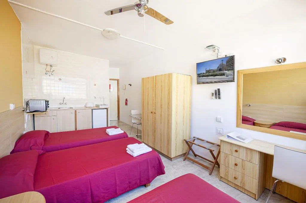 Room, Alborada Apart Hotel, Malta