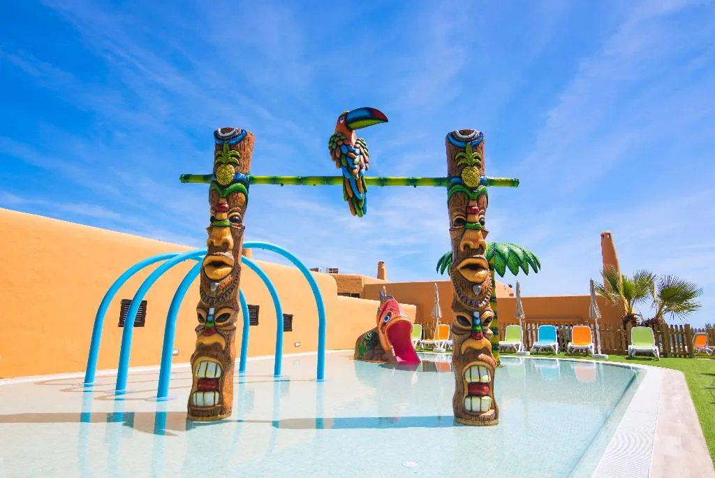Sports and Entertainment, FERGUS Style Punta Arabi, Ibiza