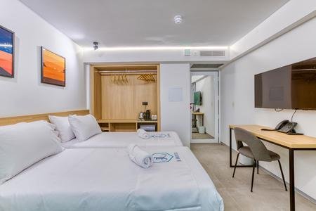 JL Hotel, Malta
