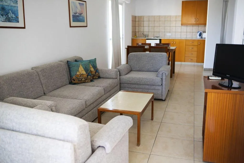 APARTMENT ECONOMY Room, Sun Hall Beach Hotel Apts, Cyprus