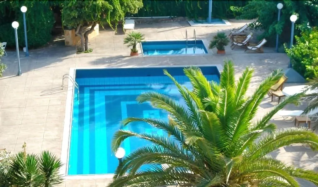 Sports and Entertainment, Villa Andromeda, Crete