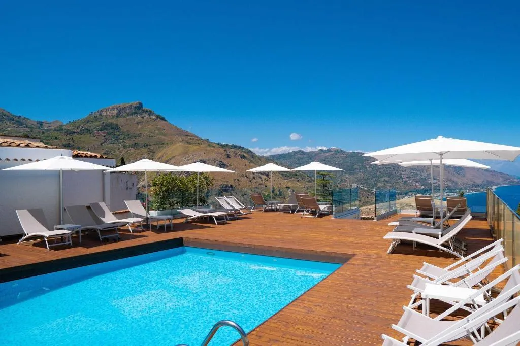 Sports and Entertainment, Villa Fiorita, Taormina