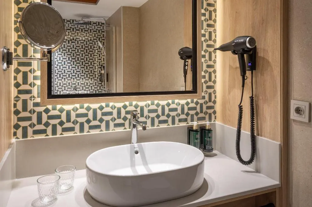 Double or Twin SEA VIEW Room, Melia Costa del Sol, Costa Del Sol