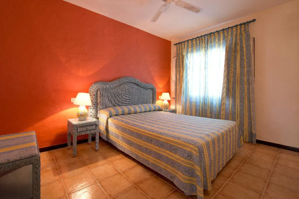 FAMILY ROOM STANDARD Room, Bluebay Banús, Costa Del Sol