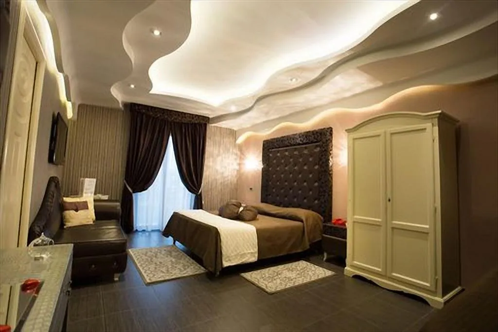 Room, Bellavista, Naples