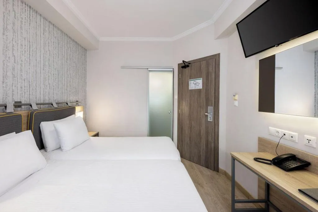SINGLE STANDARD Room, Pan, Athens