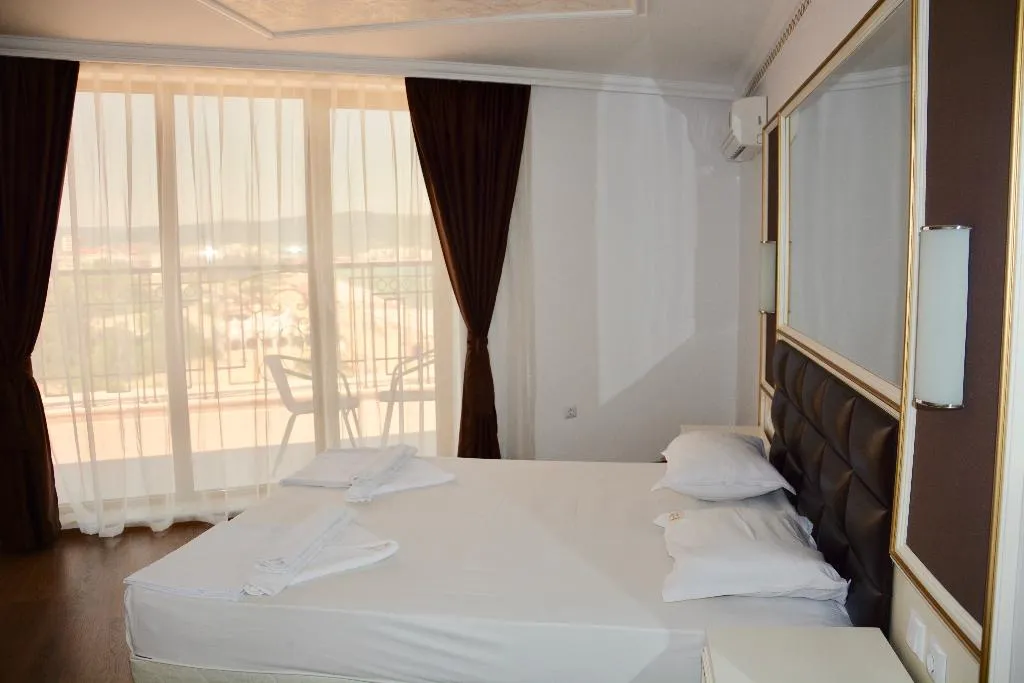 STUDIO SEA VIEW Room, Golden Rainbow, Bourgas